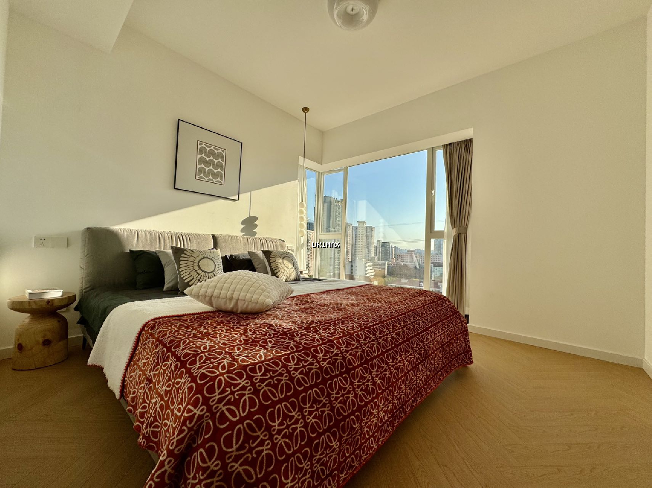 Oasis Riviera - Image 8