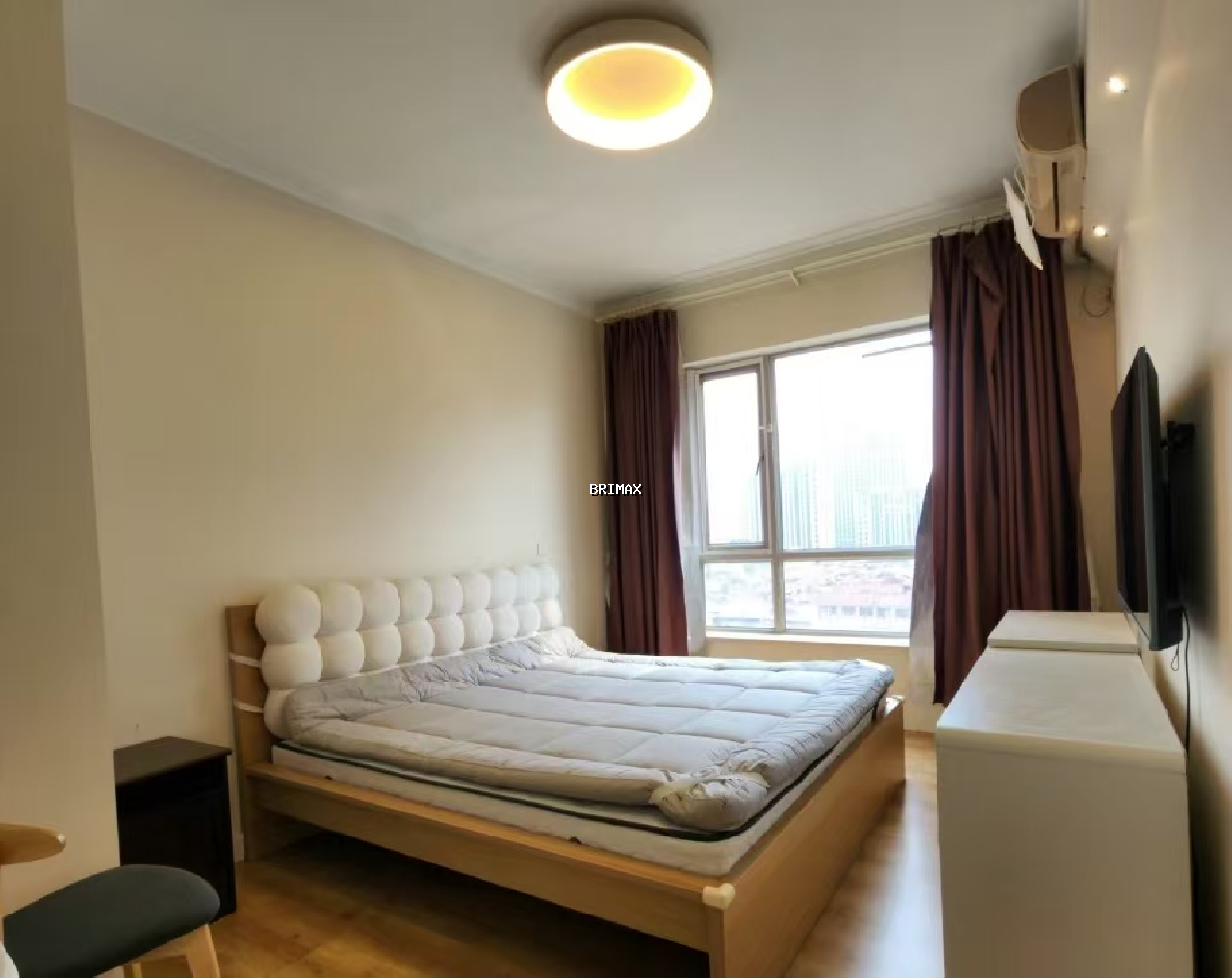 The Lakeville - Image 6