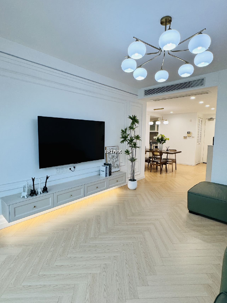 Eight Park Avenue - Image 3