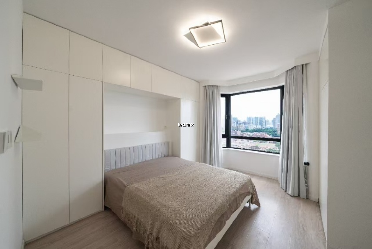 Joffre Garden - Image 7