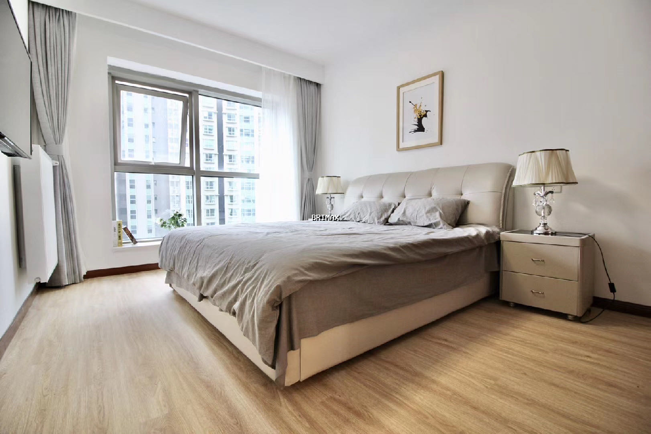 Eight Park Avenue - Image 9